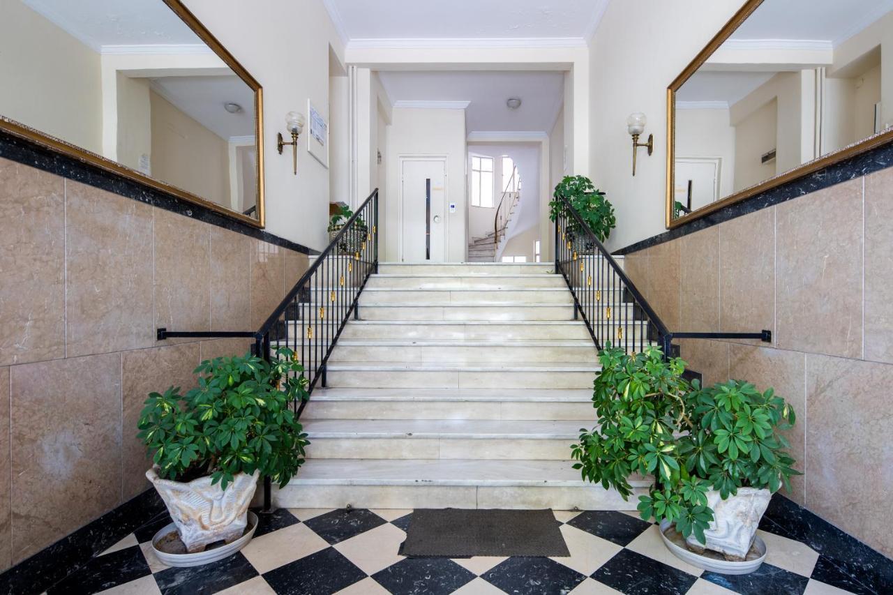 Renovated Apartment Near Acropolis Atenas Exterior foto