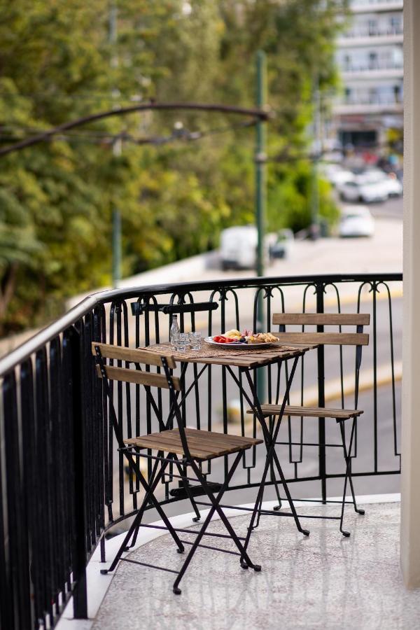 Renovated Apartment Near Acropolis Atenas Exterior foto